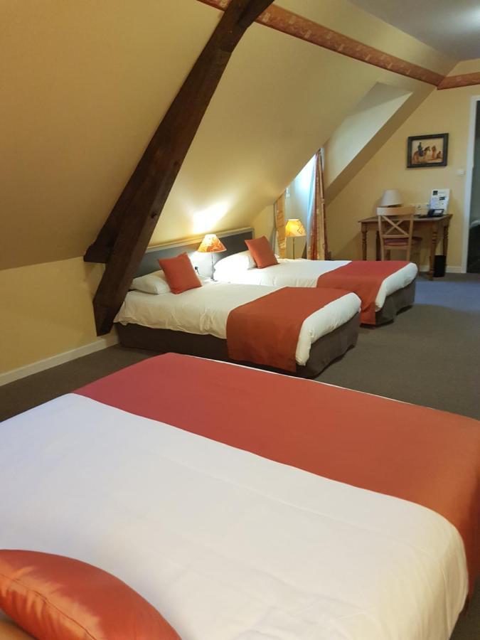 Hotel Henri IV Coutras Екстериор снимка